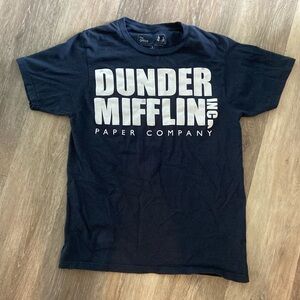 Women’s S navy blue Dunder Mifflin t-shirt